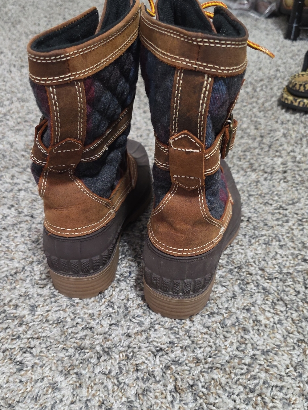 Women’s Brown Lace-Up Waterproof Winter Boots - Picture 3 of 4